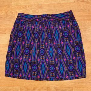 Geometric mini skirt